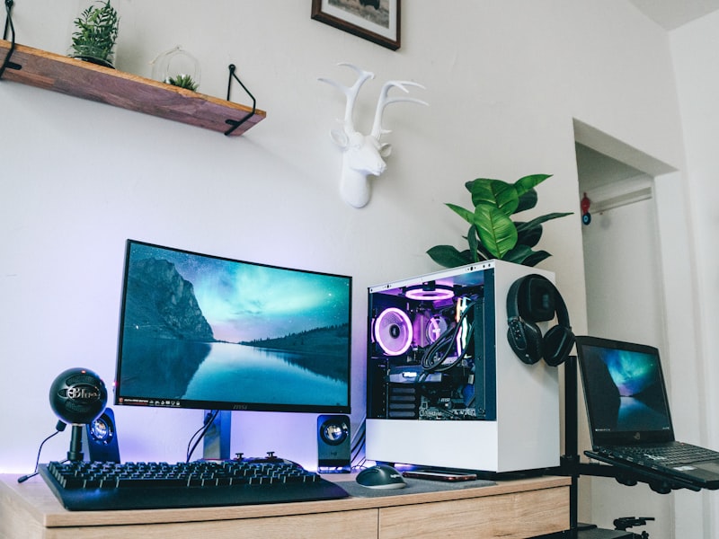 Console Lounge